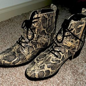 Snake boots